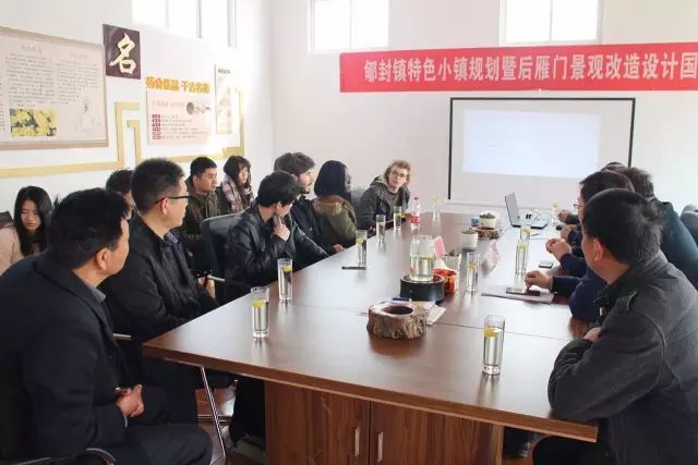 一批批參觀團(tuán)為何頻頻到云臺冰菊基地參觀？